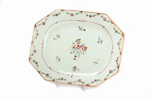 Polychrome porcelain octagonal tray, 18th century China