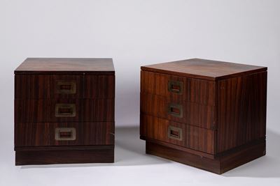 Due comodini in legno Serie Parisi 1