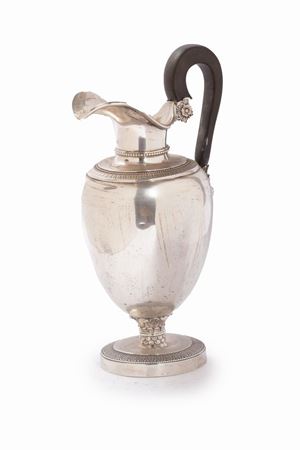  - Versatoio in argento con manico in legno, Belgio 1820 circa
