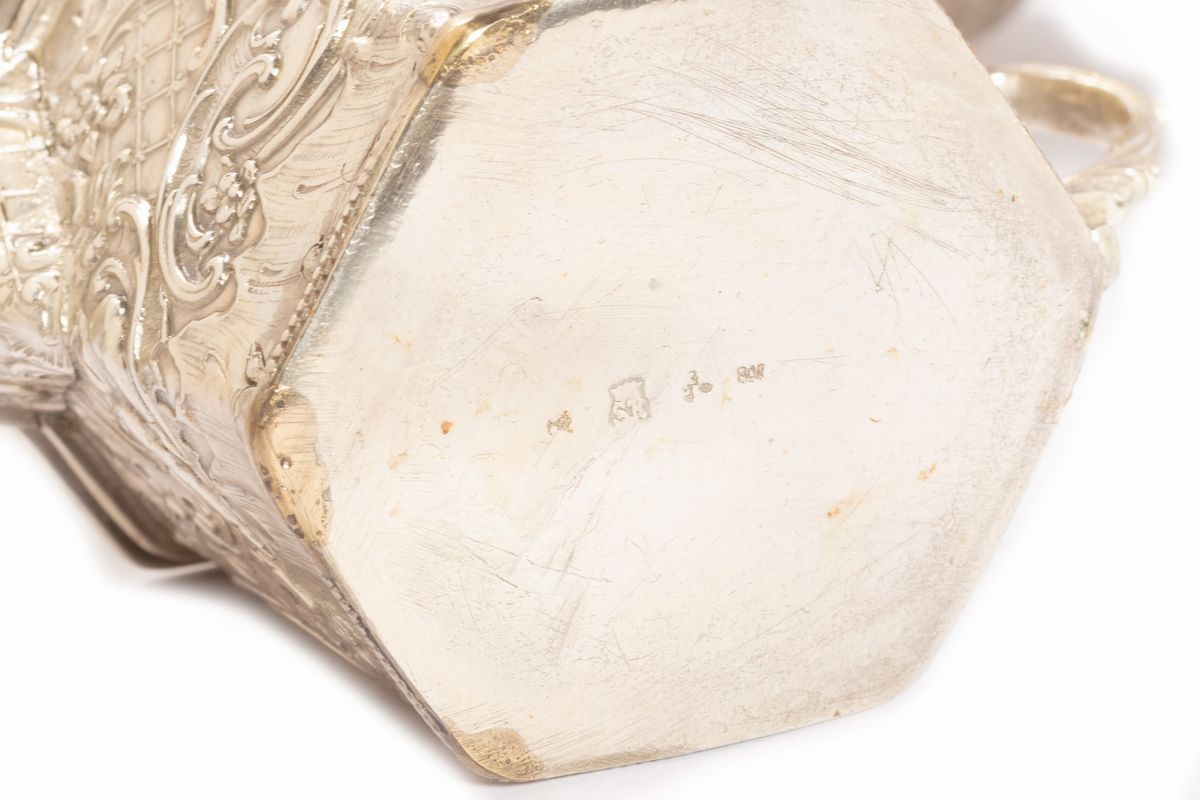 Lotto Composto da Tre Suppellettili in Argento, Secoli XIX - XX