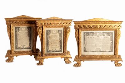 Lotto di Tre Cartaglorie in Legno Dorato, Secolo XVIII