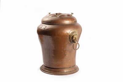 Antico Vaso in Rame con Coperchio