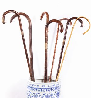 Lot consisting of seven walking sticks, 19th - 20th centuries