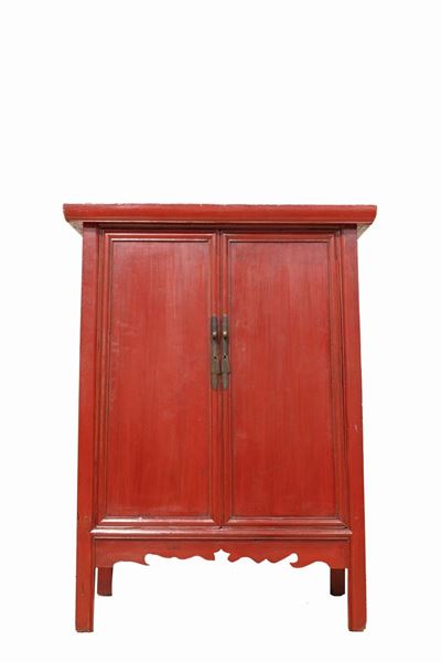 Mobile laccato in rosso, Cina, XX secolo