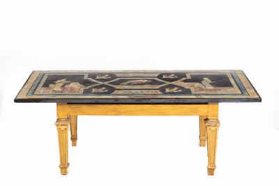 Tavolino da Salotto con Piano in Scagliola e Piedi in Legno Dorato