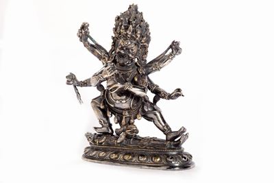 Mahakala, scultura in argento, Tibet, prima metà del XX secolo