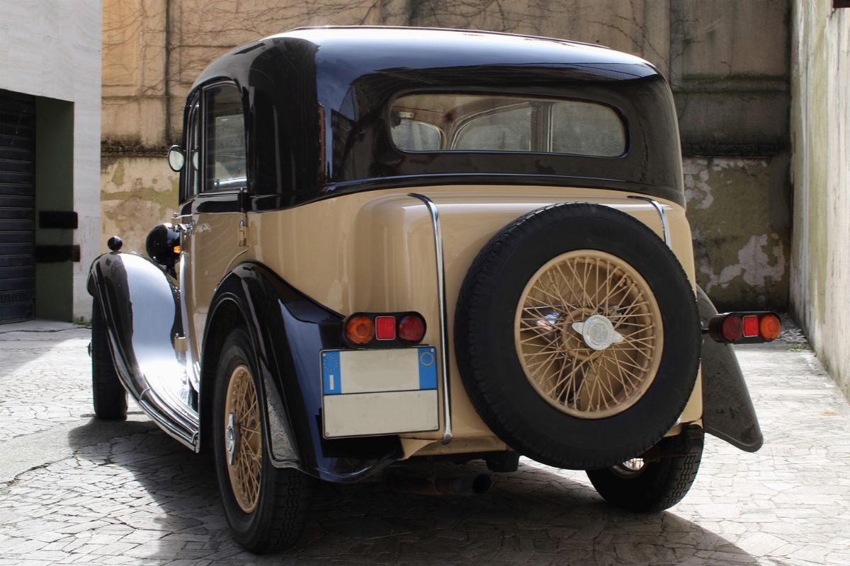 1934 Lancia Augusta Berlina (viotti)