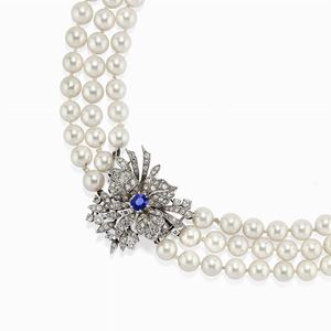 Collana in oro bianco 18k, perle coltivate, zaffiro e diamanti