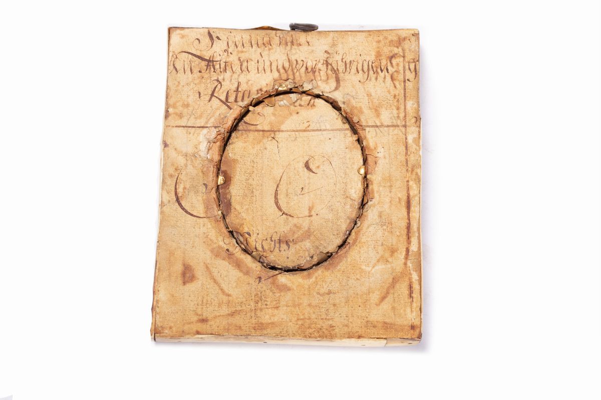 Lotto Composto da Quattro Miniature Raffiguranti Ritratti Femminili, Secoli XIX - XX