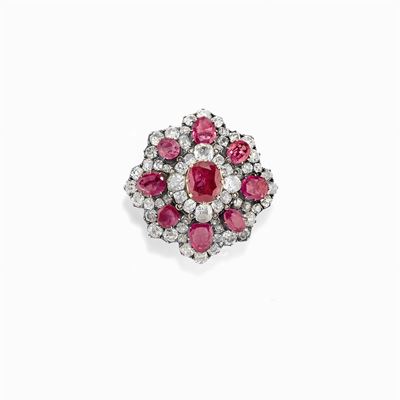 Spilla in Oro 18k, Argento, Diamanti e Rubini, XIX Secolo