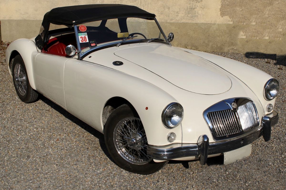 1957 Mga 1500 (mg)