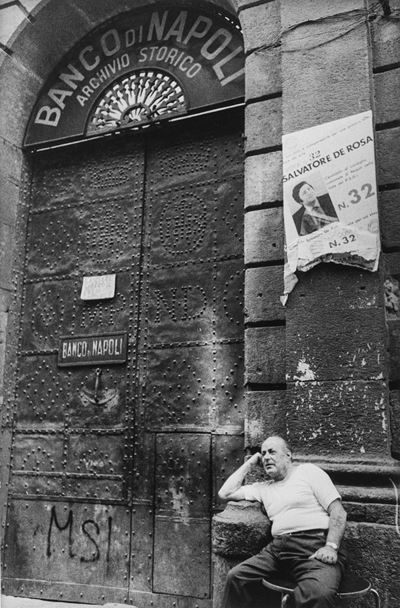 Napoli, Via dei Tribunali
