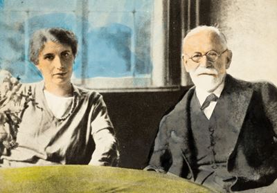 Freud Anna Freud - tecnica mista su foto applicata su legno