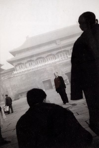 Lotto Composto da Due Fotografie