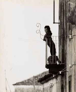 Palermo, mia figlia Olivia sorpresa dalla madre mentre tenta di salire abusivamente nel mio studio