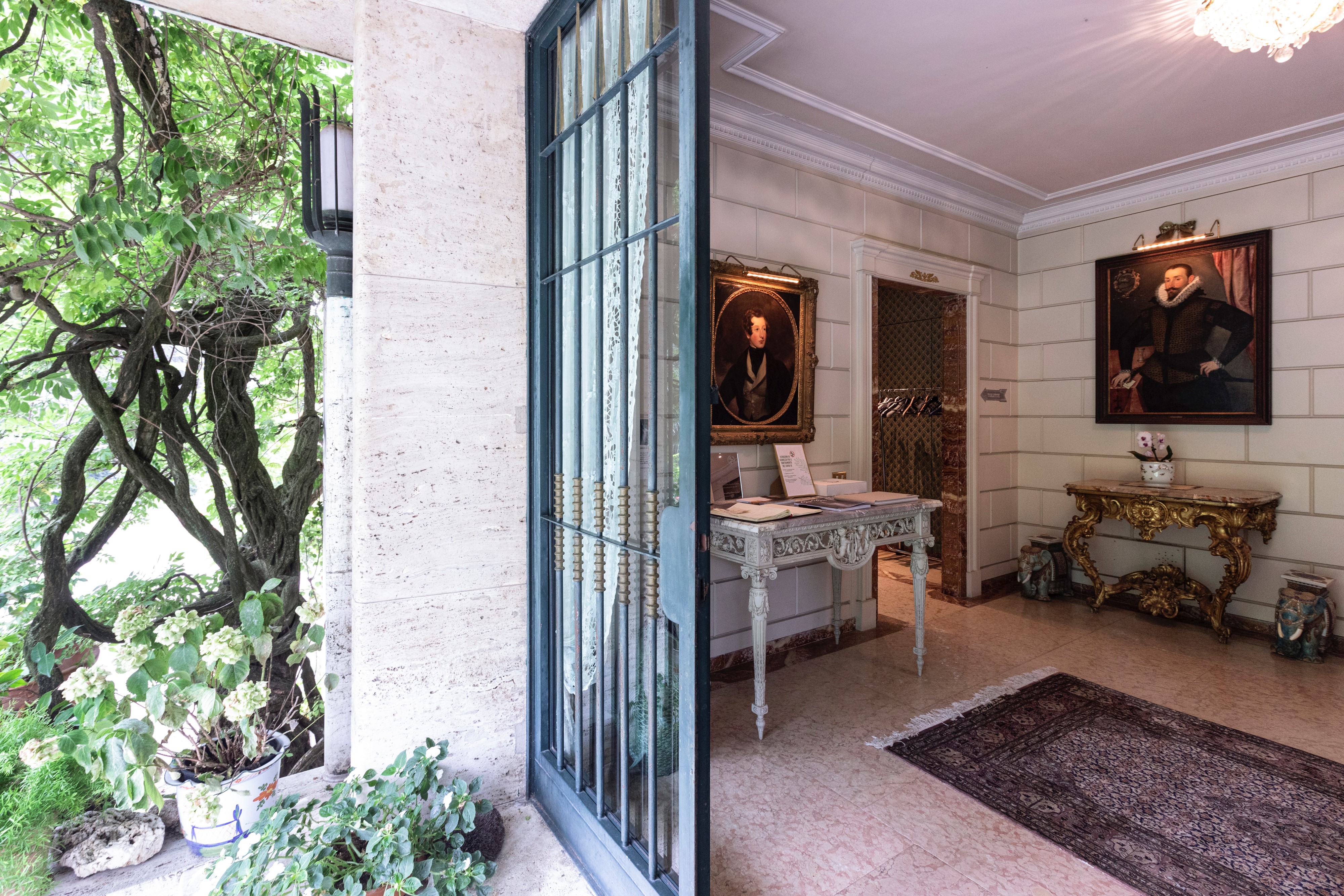 Villa Paradeisos, Varese - Villa Paradeisos, Prestigiosa villa signorile con parco privato e vist...