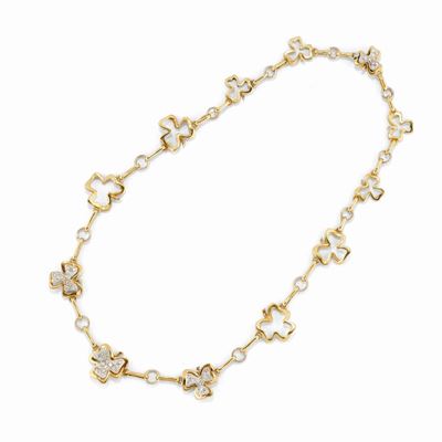 Collana in oro bicolore 18k con decorazioni a trifoglio e diamanti