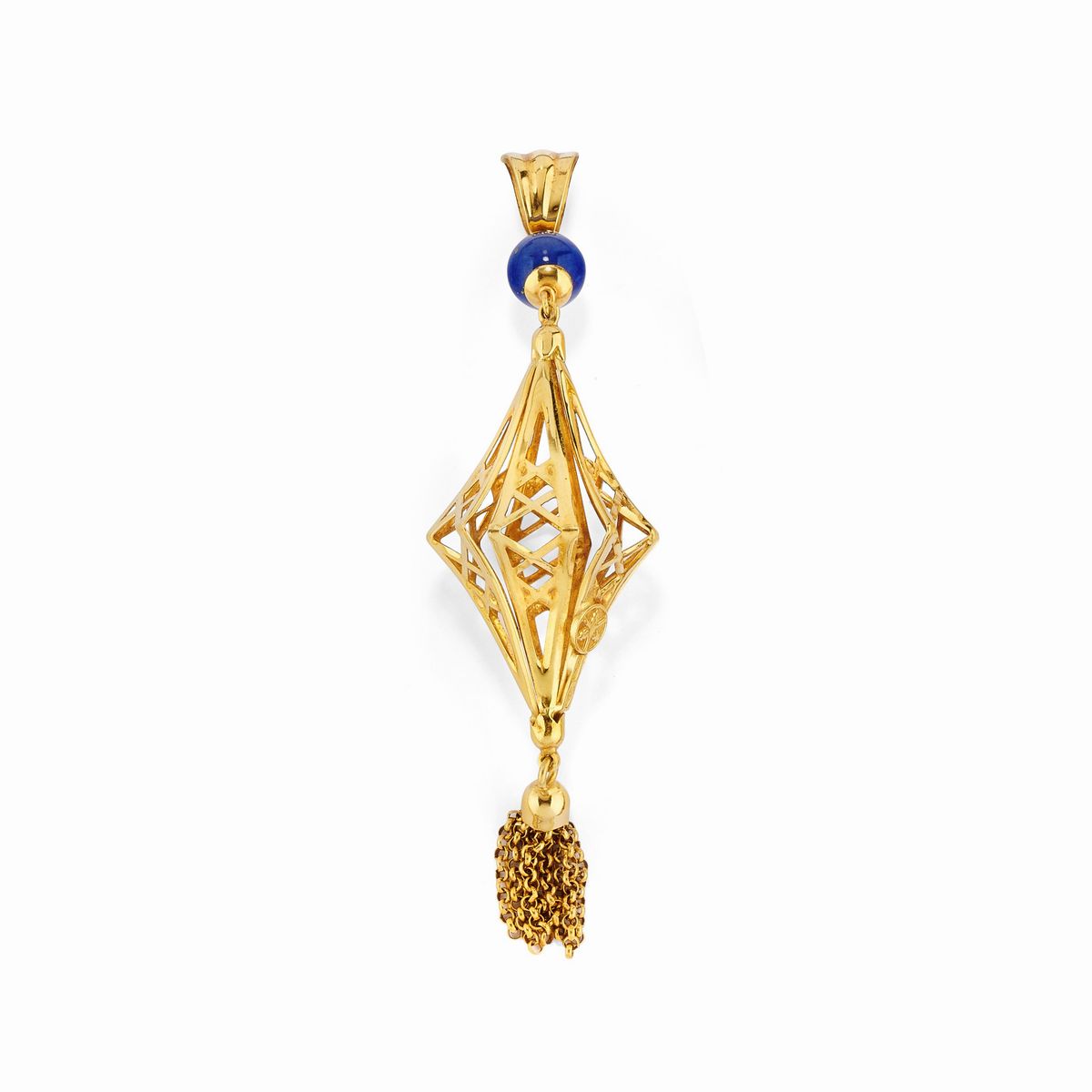 Tre pendenti in oro giallo 18k con pietre dure