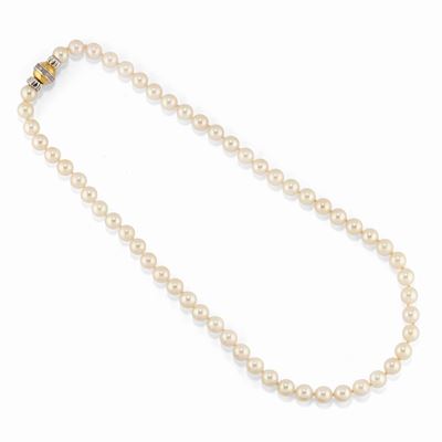 Collana in oro bicolore 18k con diamanti e perle coltivate giapponesi