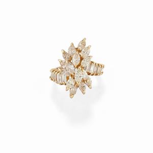  - Anello in oro giallo 14k e diamanti