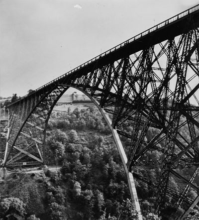 Le Viaduc De Garabit