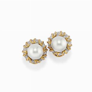 Orecchini in oro, bicolore 18k, perle coltivate e diamanti