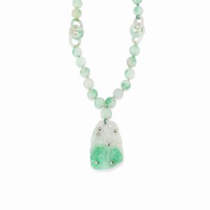  - Collana in oro giallo 18K, giadeite e diamanti