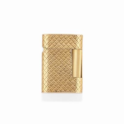 Accendino in oro giallo 18k con decoro a tessuto