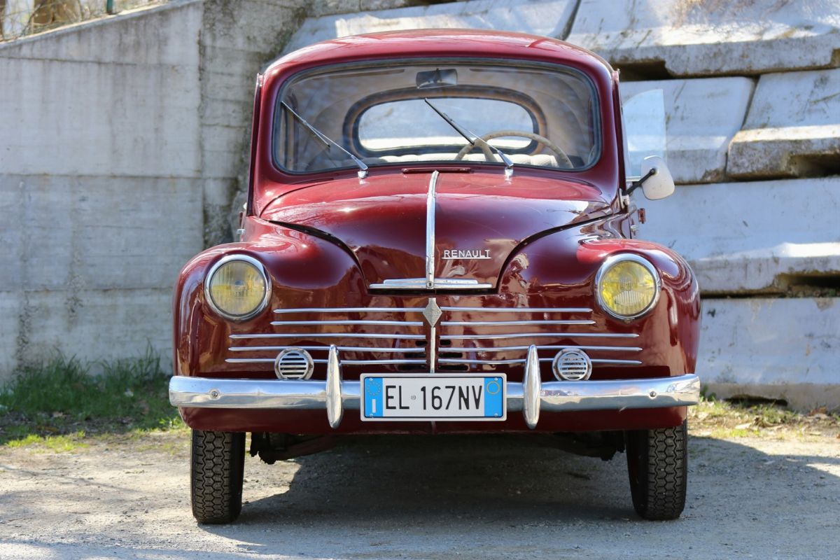 1948 Renault 4cv (renault)