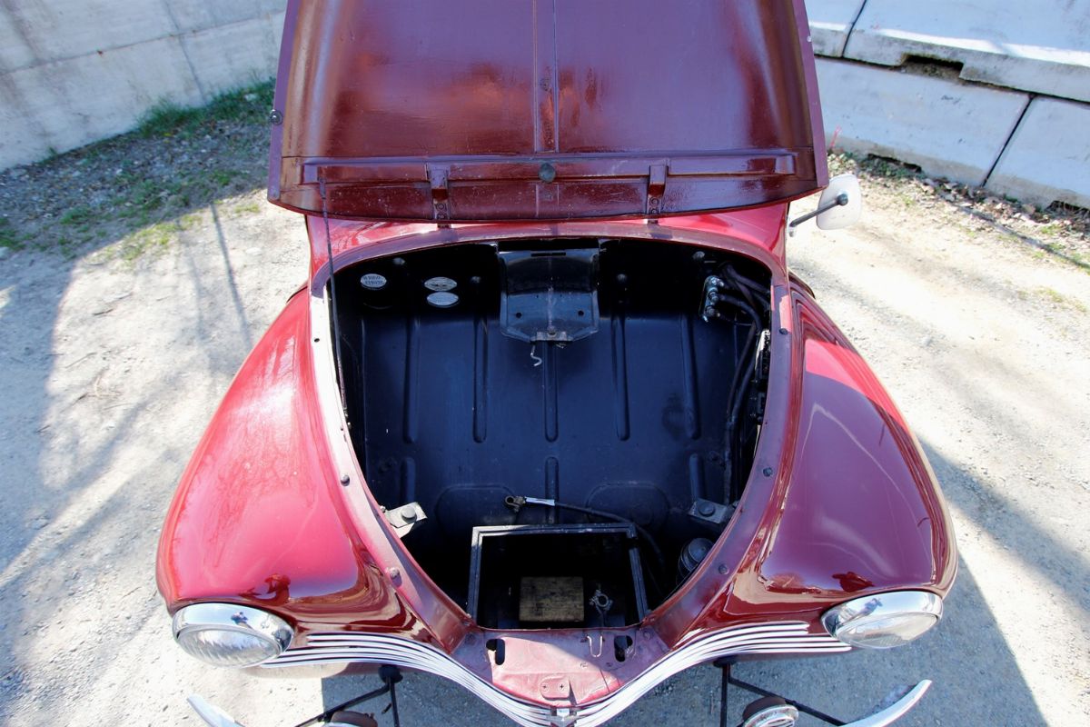 1948 Renault 4cv (renault)