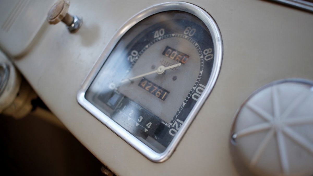 1948 Renault 4cv (renault)