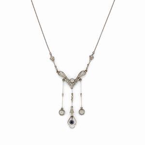  - Collana in platino e diamanti, inizio XX secolo