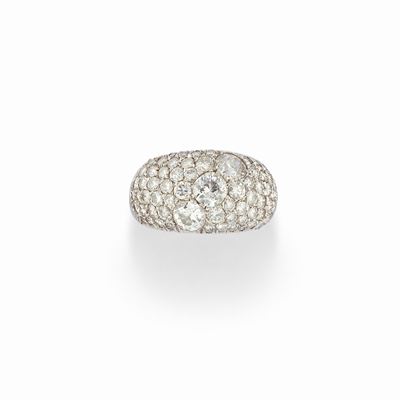 Anello in oro bianco 18K con diamanti taglio vecchio, huit-huit e brillante