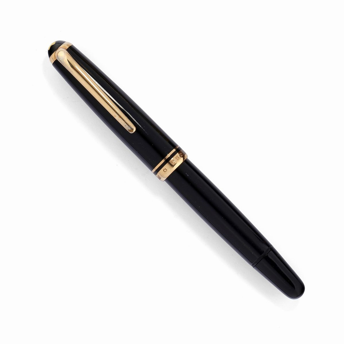 Montblanc - Penna stilografica in resina con profili placcati in oro giallo