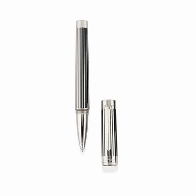 Penna placcata in platino con smalto blu e corpo scanalato