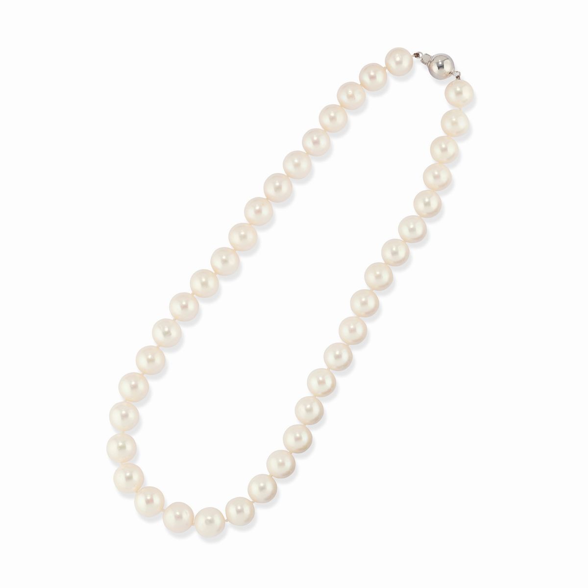 Due collane in perle coltivate e oro bianco 14K
