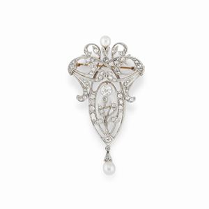 A 18K yellow gold, platinum, diamond and pearl brooch-pendant, with box