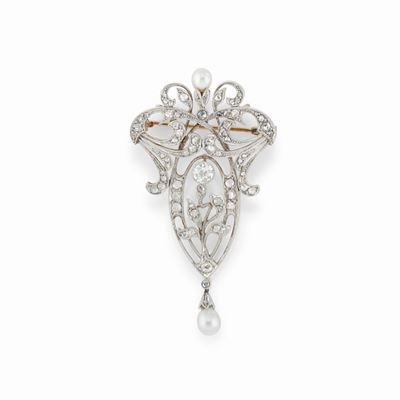 Spilla-pendente in oro giallo 18K e platino con diamanti e perle