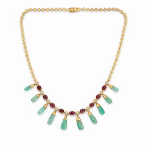  - Collana in oro giallo 18K, rubini, diamanti e smeraldi