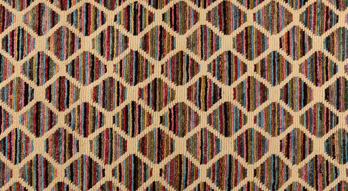 Tappeto nodo Moroccan, annodatura in lana su trama in cotone, Khyber Pakhtunkhwa, Pakistan setten...