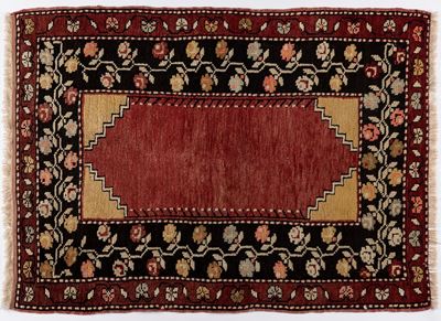 Tappeto Ortakoy, regione di Kirseir, Anatolia centrale, metà del secolo XX, lana su cotone, nodo ...