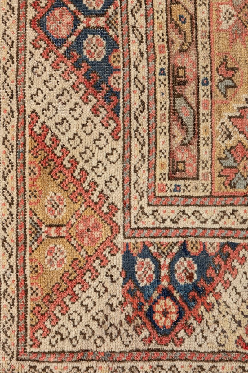 Tappeto Ghiordes, Regione di Gordes, Anatolia occidentale, Fine del XIX secolo, lana su cotone, c...