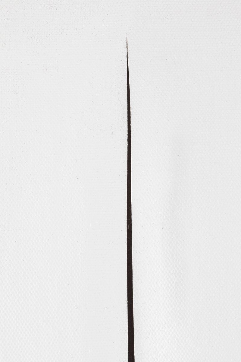 Lucio Fontana - Concetto spaziale, Attesa, idropittura su tela