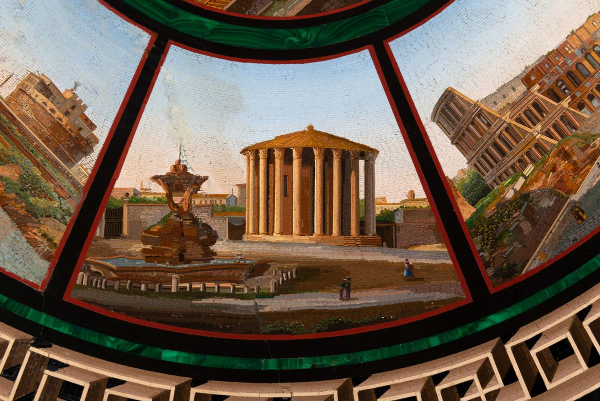 Scuola Romana, Metà del Secolo XIX - Piano Circolare in Micromosaico con Vedute di Roma