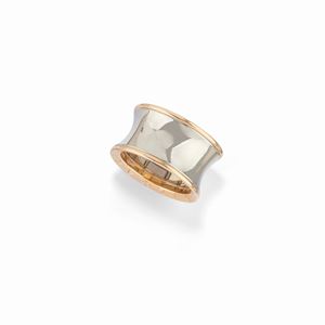A 18K red gold and steel ring, Bulgari (signed and numbered)