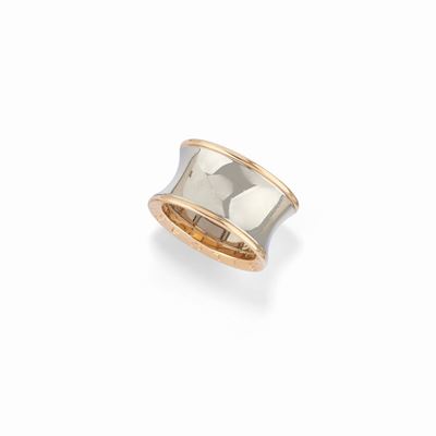 Anello in oro rosso 18K e acciaio, collezione Bulgari Bulgari