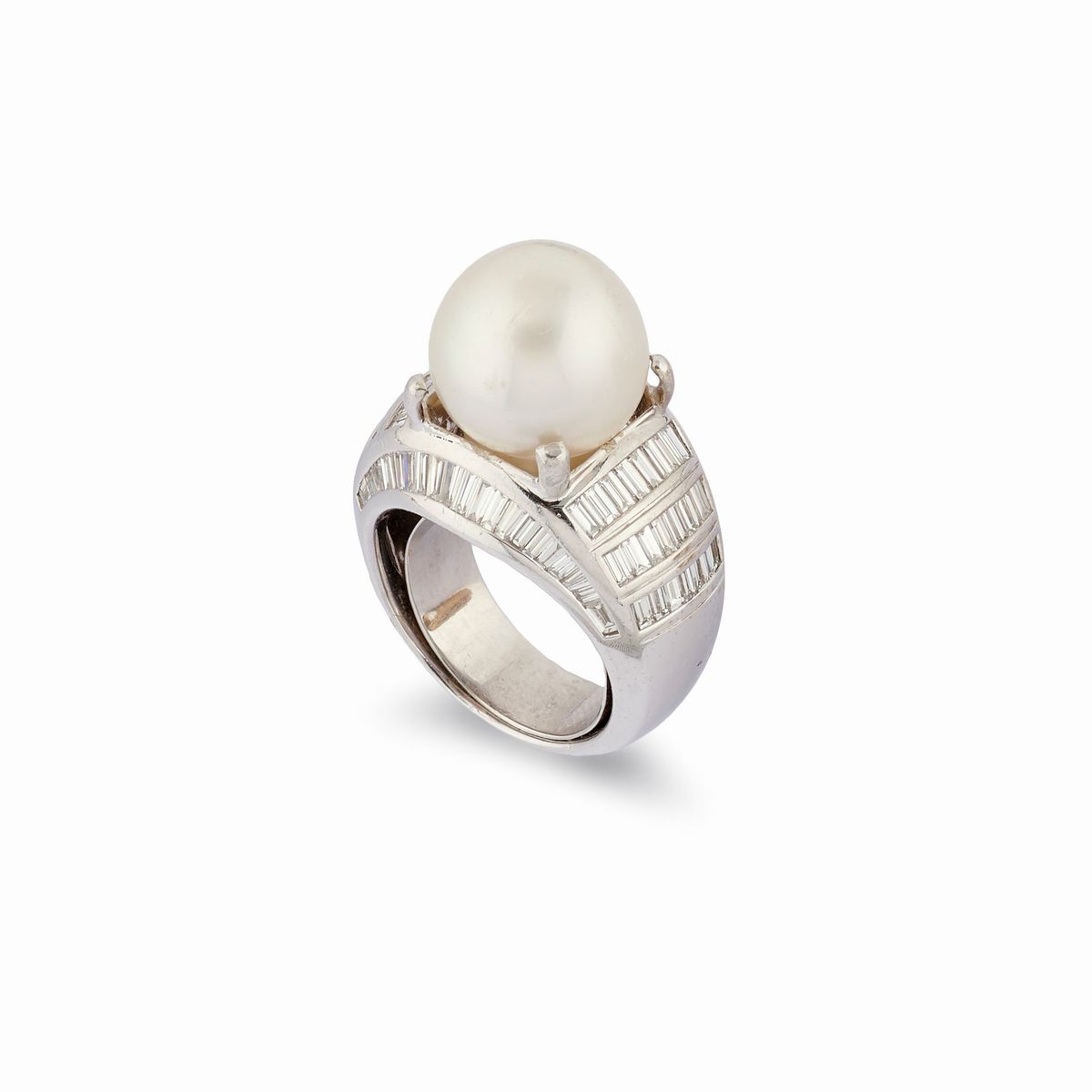 Anello in oro bianco 18K con perla australiana e diamanti