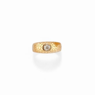 Anello in oro giallo 18k con diamante taglio vecchio di circa 0,30 ct