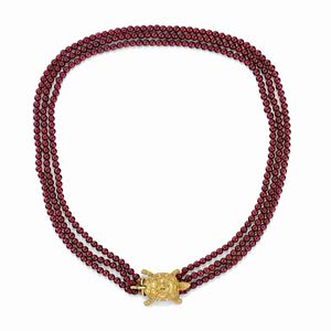  - Collana in oro giallo 18k e granati