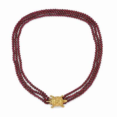 Collana in oro giallo 18k con granati, tre fili